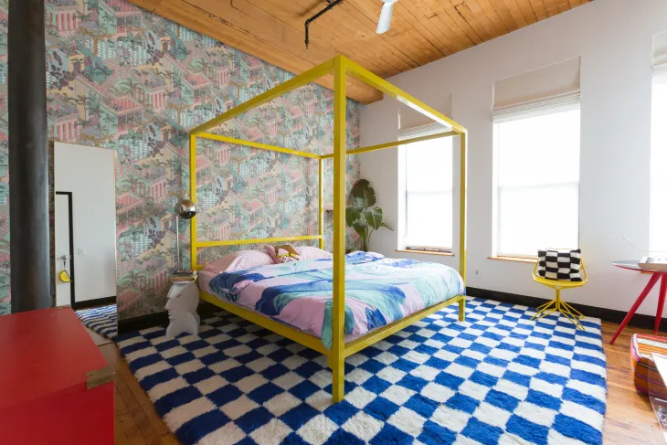 캐노피 침대는 어린이만을 위한 것이 아니며 다음 7가지 세련된 디자인이 이를 증명합니다.