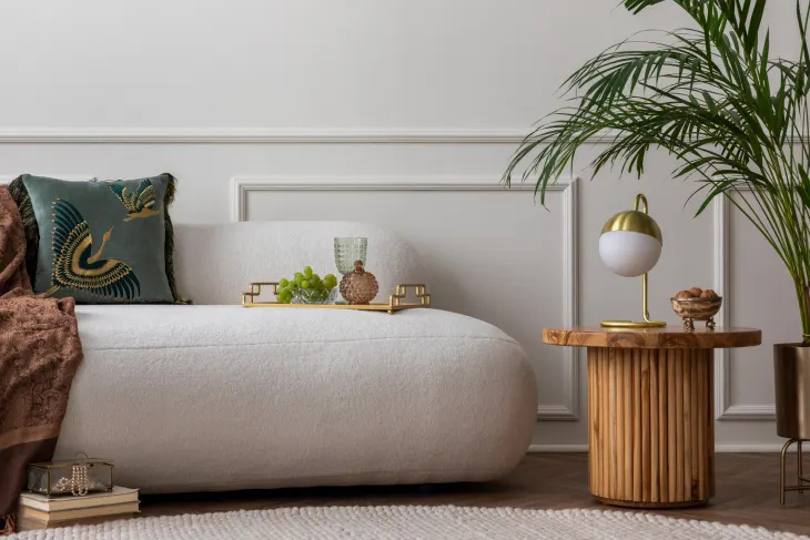 10 дивана от букле, които незабавно ще направят всекидневната ви по-уютна