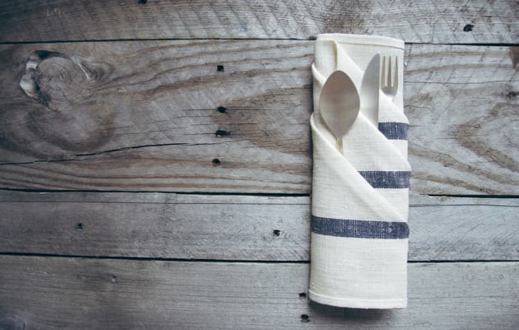10 idees creatives per plegar tovallons per ajudar-vos a construir una taula bonica