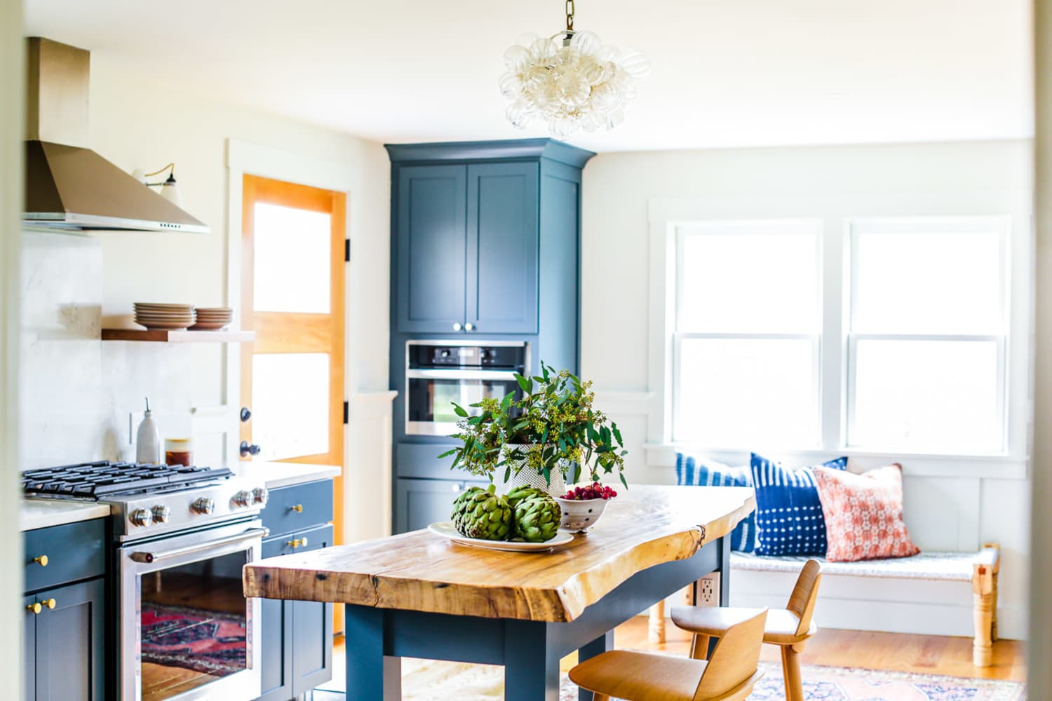 7 stvari, ki jih morate vedeti, preden pobarvate kuhinjske omare