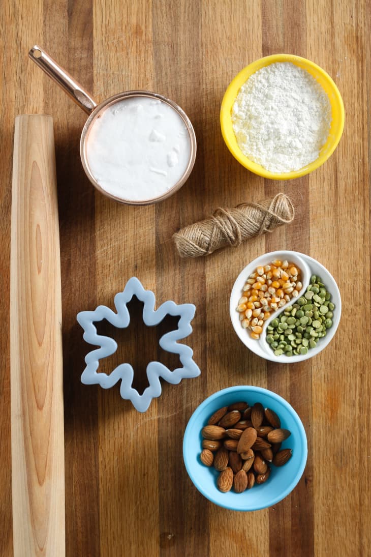 Craf pomeriggio di vacanze: Fate l'ornamenti facili di pasta di sale da ingredienti chì avete dighjà in manu