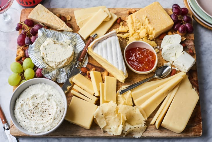Detta är det färskaste sättet att lagra din ost, enligt en ostbutiksägare