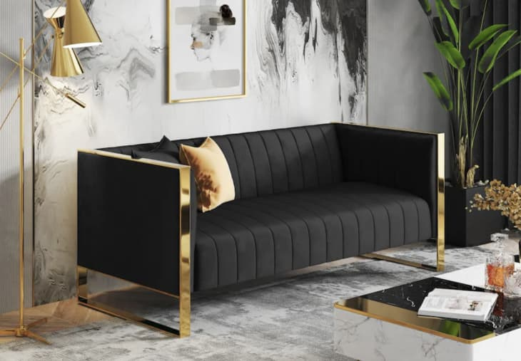 Nettstedet under radaren for å score sofaer som ser luksuriøst ut for mindre