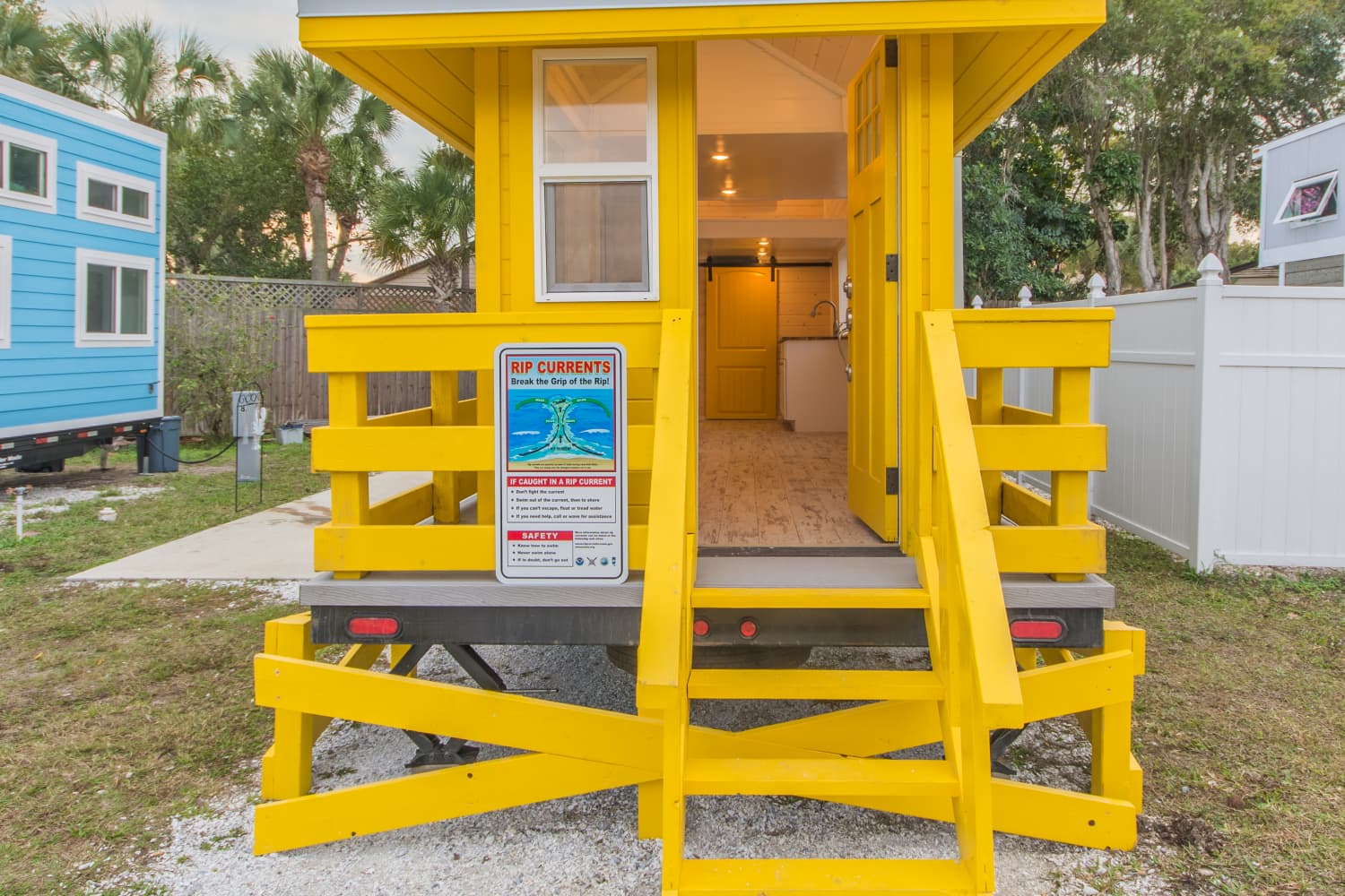 Hierdie Tiny House -oord in Florida is die pragtige vakansie van ons drome