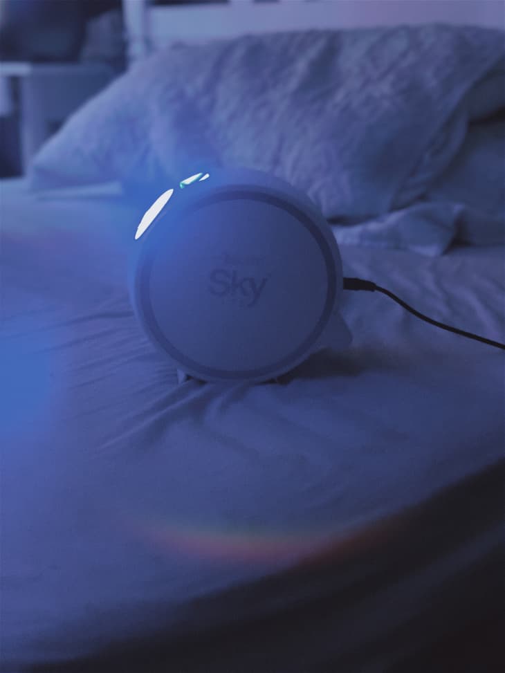 En Starlight -projektor får mitt voksne soverom til å føles som et fristed