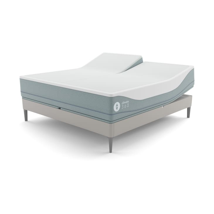 Ta pametna postelja samodejno prilagodi temperaturo, da zaspite