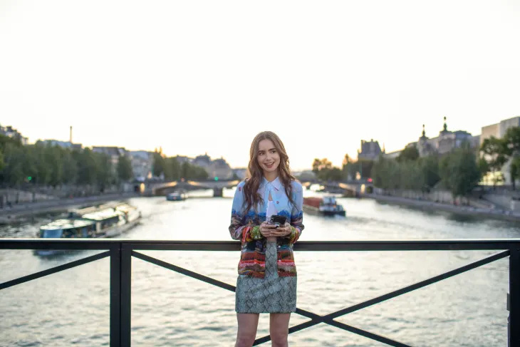Можете да спечелите безплатно пътуване до Париж благодарение на тази лотария, вдъхновена от „Емили в Париж“.