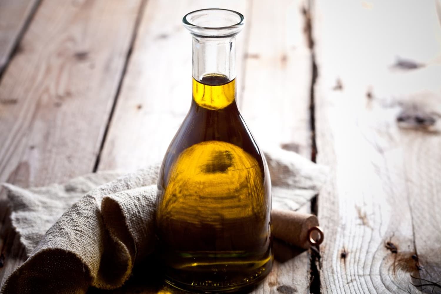 4 Usos aleatoris (però útils) de l’oli de ricí a casa