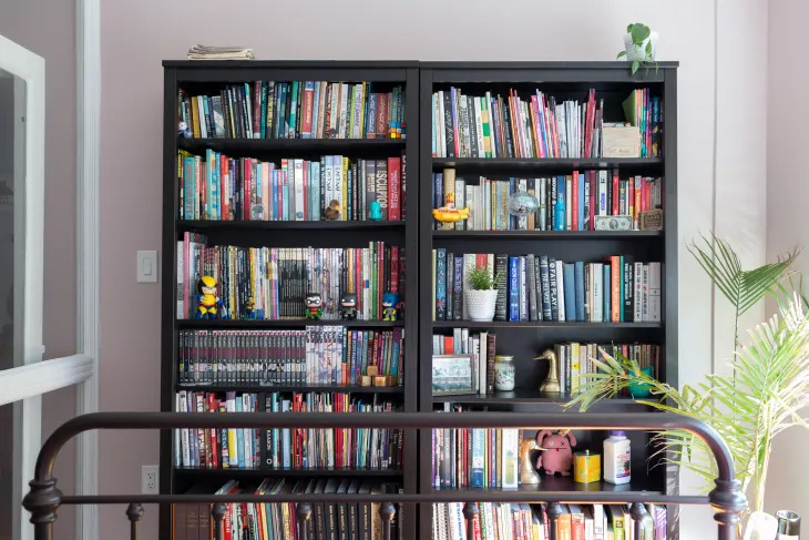 Този TikToker създаде библиотека, вдъхновена от „Красавицата и звяра“, използвайки продукти на IKEA