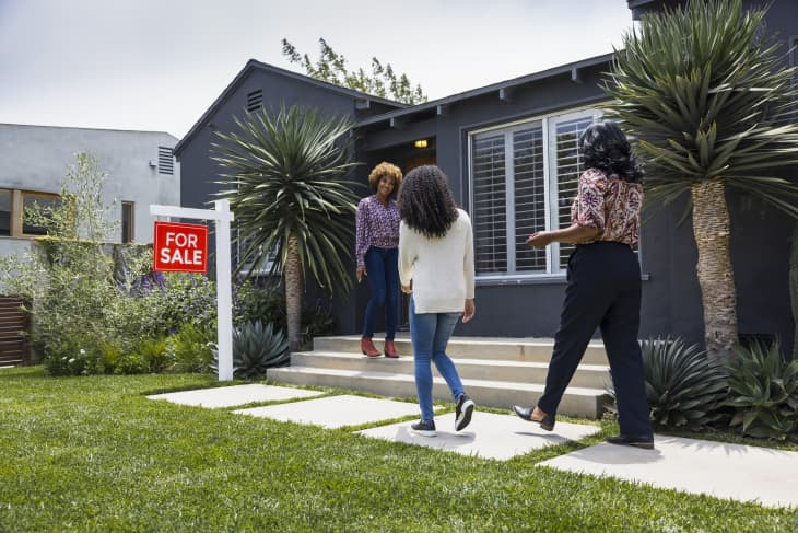 Så du har kjøpt (eller solgt) boligen din - hvordan får eiendomsmegleren betalt?