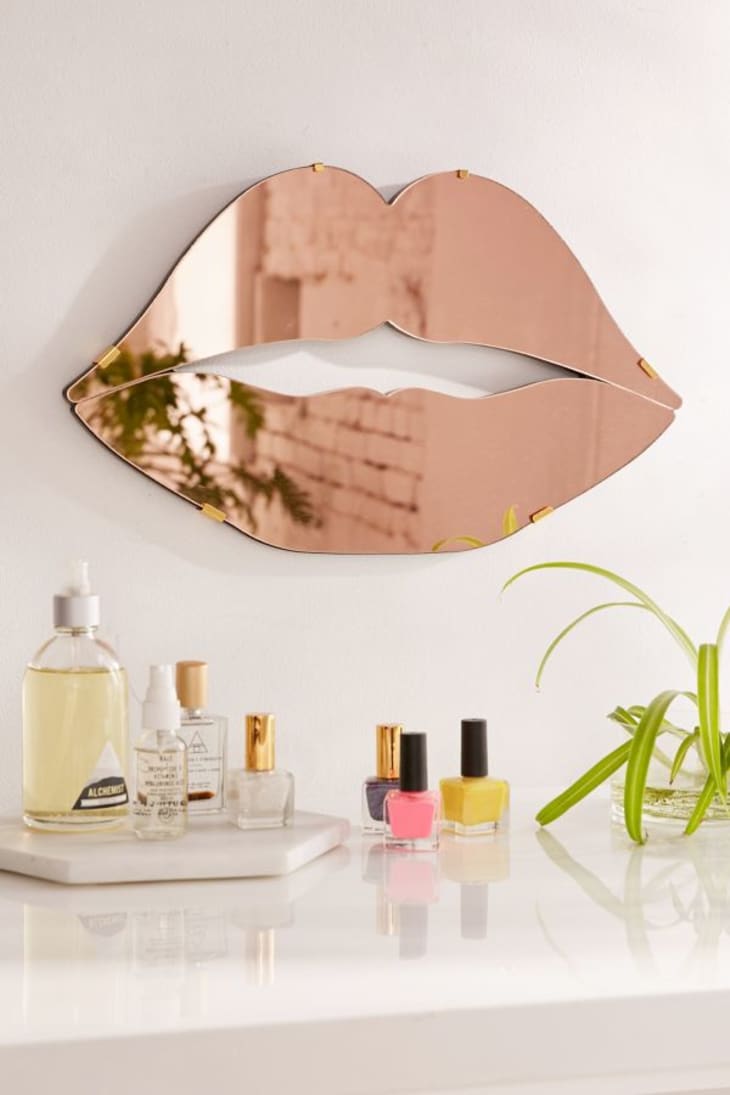 7 декоративни огледала, които са двойни като стена