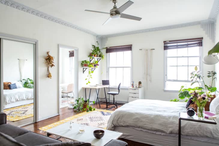 Направете го работещ: 8 красиви спални, които включват домашни офиси