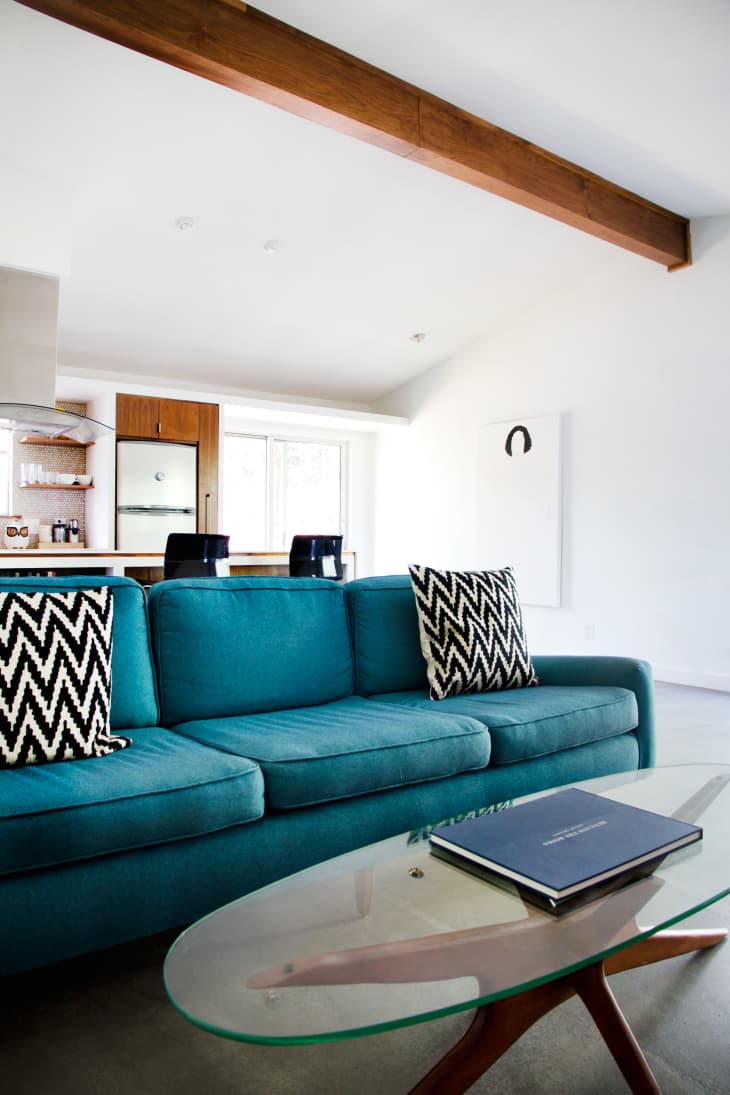 5 riktigt bra skäl att flyta möblerna i ditt vardagsrum